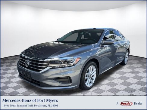 Used 2020 Volkswagen Passat 2.0T SE w/ Sunroof Package FWD image 1