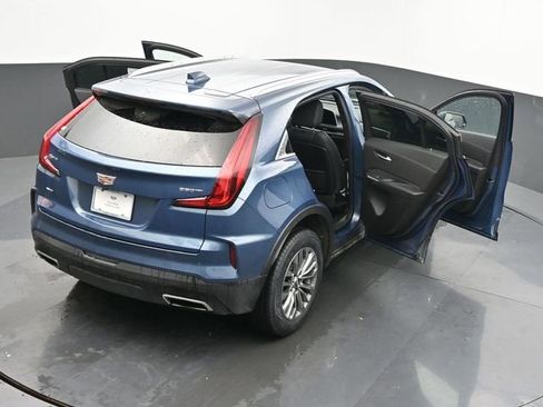 Used 2025 Cadillac XT4 Premium Luxury image 63