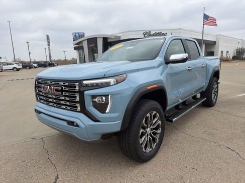 New 2026 GMC Canyon Denali image 14