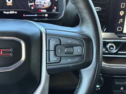 Used 2025 GMC Sierra 1500 SLT RWD image 36