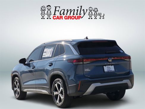 New 2026 Volkswagen Tiguan SE image 3