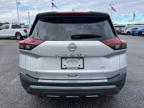 Used 2023 Nissan Rogue SL w/ SL Premium Package image 6