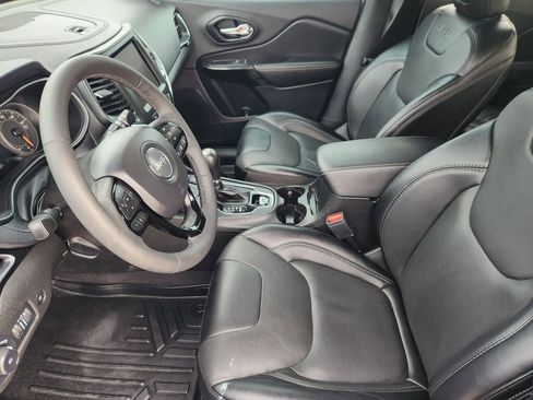 Used 2023 Jeep Cherokee Altitude Lux image 14