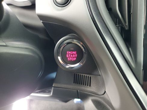 Used 2025 Subaru Crosstrek 2.5i Sport w/ Crosstrek Mirror Package image 23