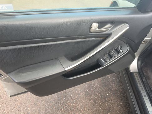 Used 2004 INFINITI G35 Sedan RWD image 10