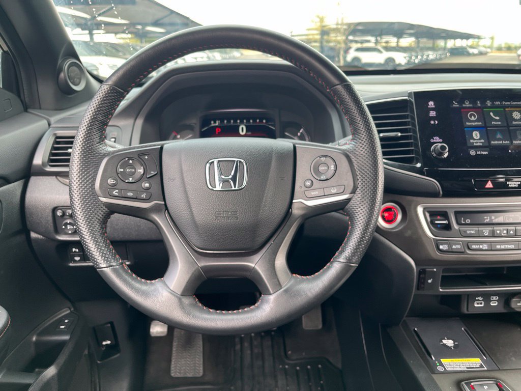 Certified 2025 Honda Passport TrailSport image 16