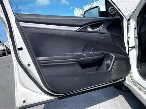 Used 2019 Honda Civic Sport image 27