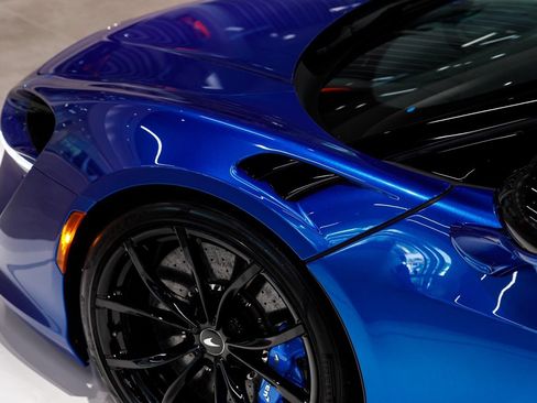 New 2026 McLaren Artura Spider RWD image 27