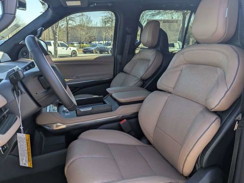New 2026 Lincoln Navigator L Black Label image 18