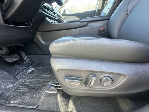 New 2026 Toyota Grand Highlander XLE image 16