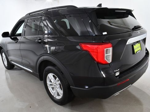 Used 2023 Ford Explorer XLT w/ Equipment Group 202A image 15