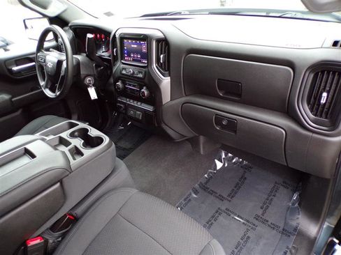 Used 2020 Chevrolet Silverado 1500 Custom Trail Boss w/ Custom Convenience Package image 19