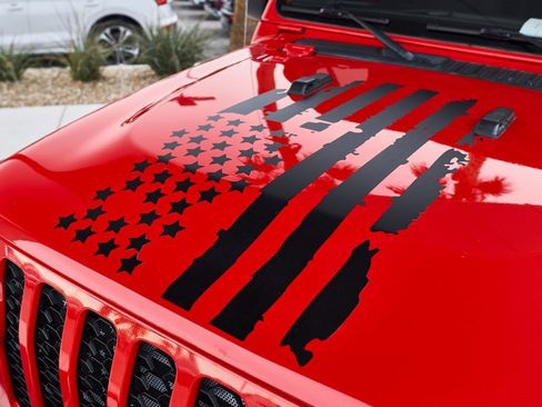 Used 2021 Jeep Gladiator Sport image 7