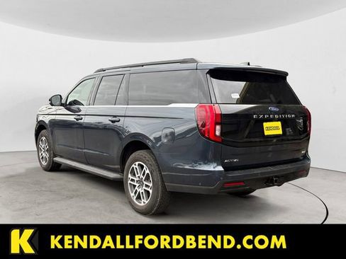 Used 2025 Ford Expedition Max Active image 3