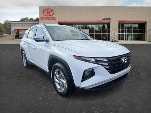 Used 2023 Hyundai Tucson SEL image 3