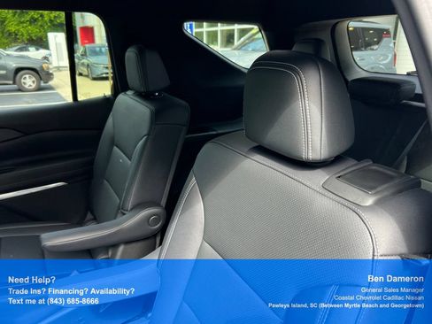 Used 2026 Chevrolet Traverse LT FWD image 18