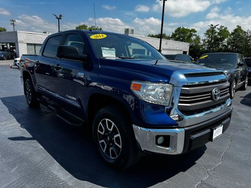 Used 2014 Toyota Tundra SR5 w/ TRD Off Road Package AWD/4WD image 7
