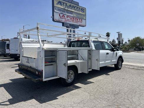 Used 2022 Ford F250 XL w/ Power Equipment Group RWD image 8