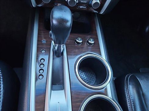 Used 2015 Nissan Pathfinder Platinum w/ Cargo Package image 12