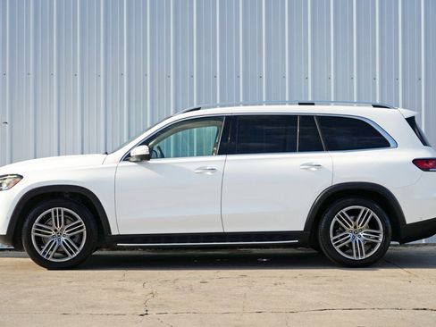 Used 2022 Mercedes-Benz GLS 450 4MATIC image 9