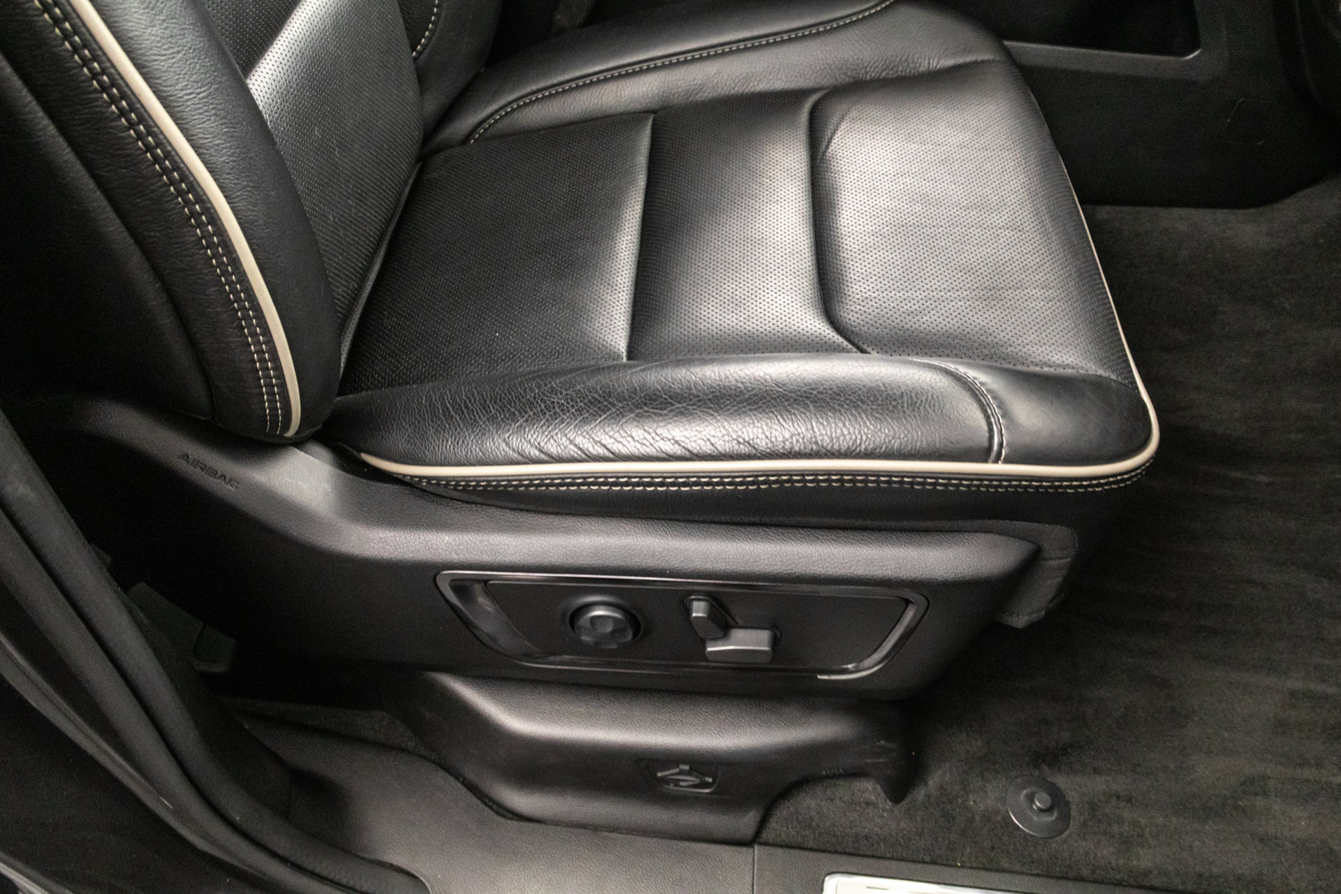 Used 2022 RAM 1500 Limited w/ Body Color Bumper Group AWD/4WD image 40
