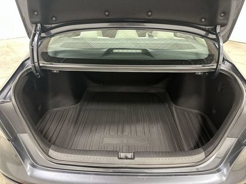 Used 2023 Honda Accord EX image 16