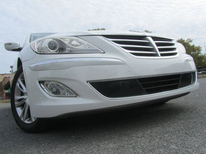 Used 2012 Hyundai Genesis 3.8 w/ Premium Pkg