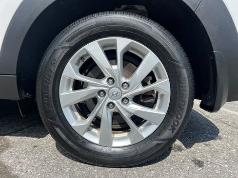 Used 2020 Hyundai Tucson SE AWD/4WD image 15