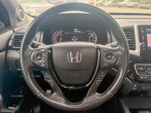 Used 2017 Honda Pilot Elite image 9