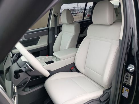 New 2026 Hyundai Santa Fe SE FWD image 17