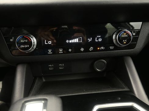 Used 2025 Mitsubishi Outlander ES AWD/4WD image 28