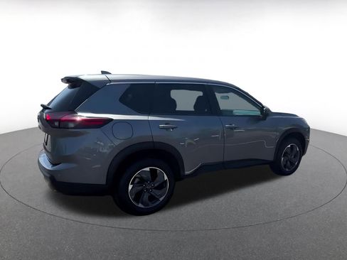 Used 2025 Nissan Rogue SV FWD image 15