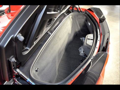 Used 2024 Chevrolet Corvette Stingray Preferred Conv w/ Z51 Performance Package RWD image 18