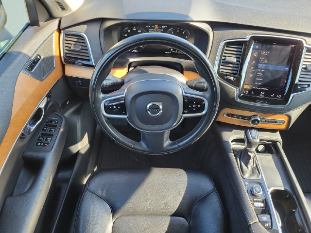 Used 2021 Volvo XC90 T6 Momentum w/ Protection Package Premier AWD/4WD image 19