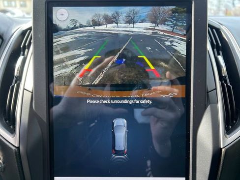 Certified 2022 Ford Edge SEL w/ Convenience Package image 22