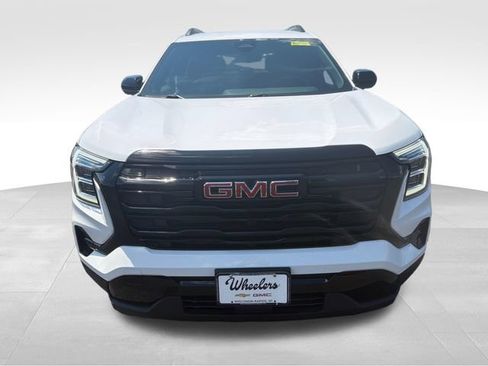 Used 2026 GMC Terrain Elevation w/ Elevation Premium Package AWD/4WD image 9