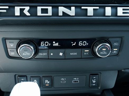 New 2025 Nissan Frontier SV w/ SV Convenience Package image 17