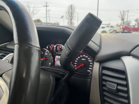 Used 2015 GMC Yukon SLT w/ Open Road Package image 24