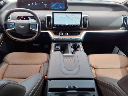 New 2025 Ford Expedition Max King Ranch image 9