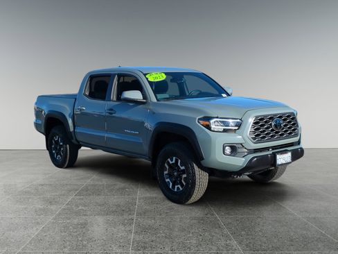 Used 2023 Toyota Tacoma image 7
