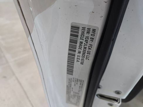 Certified 2022 Jeep Cherokee Latitude Lux FWD image 14