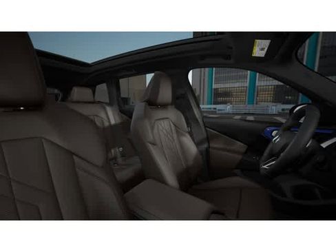 Used 2026 BMW X3 xDrive30 w/ M Sport Package image 9