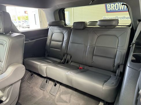 Used 2019 Lincoln Navigator Reserve w/ Cargo Package AWD/4WD image 30