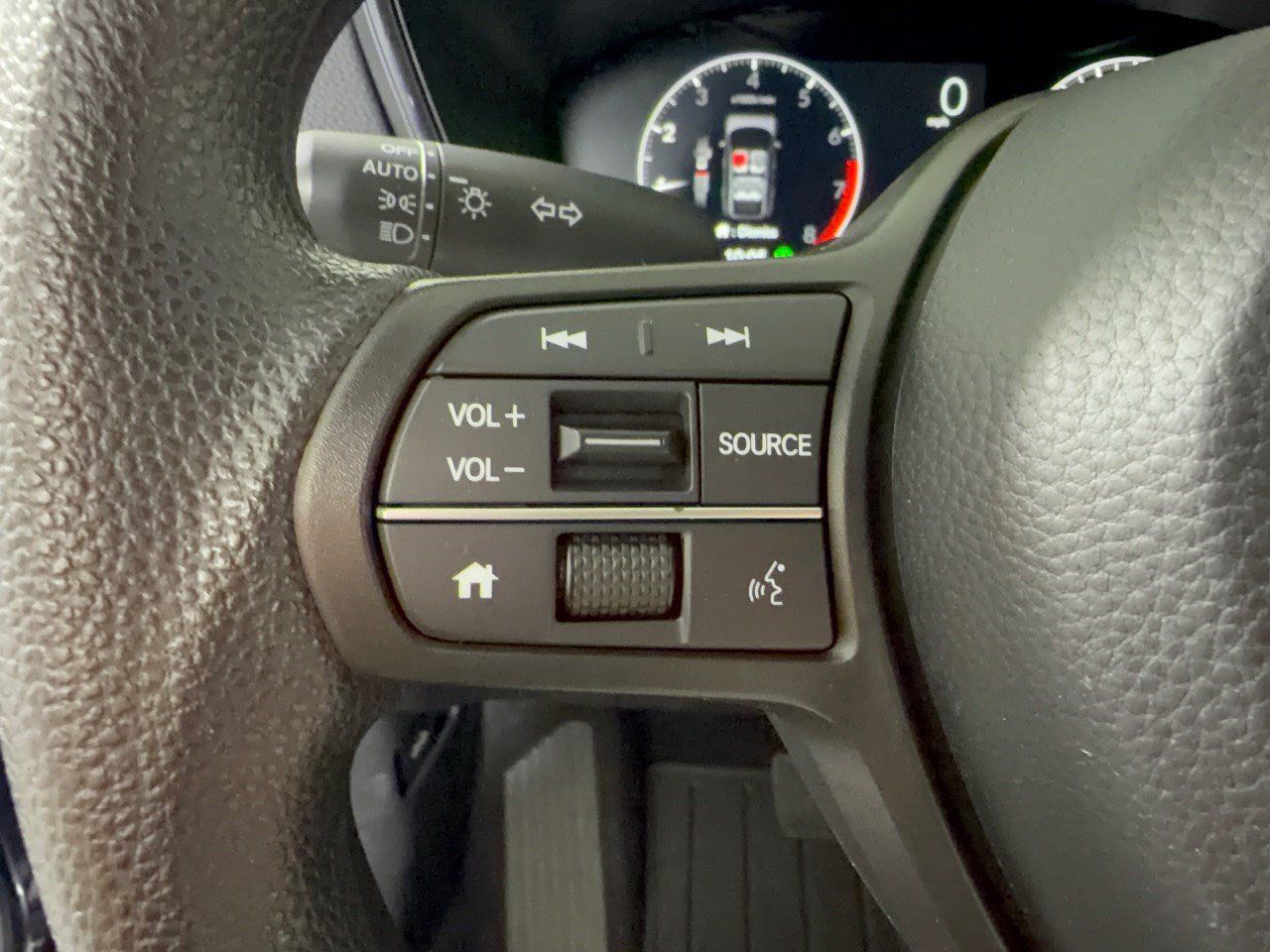 Used 2025 Honda CR-V EX image 18