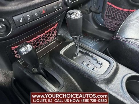 Used 2017 Jeep Wrangler Rubicon image 39