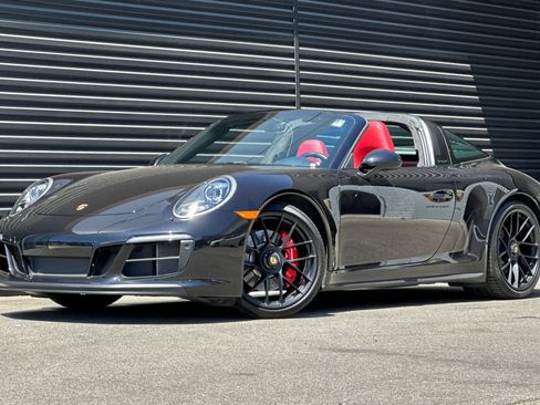 Used 2017 Porsche 911 Targa 4 GTS AWD/4WD image 12