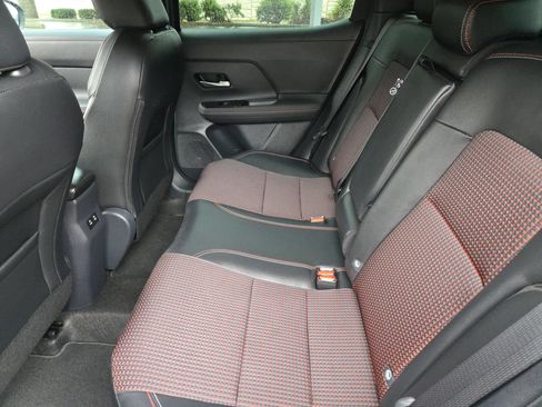 Certified 2025 Nissan Kicks SR FWD image 13