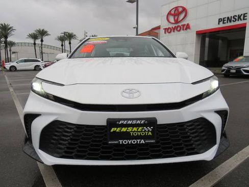 Certified 2026 Toyota Camry SE image 2