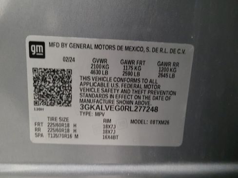 Used 2024 GMC Terrain SLT image 33