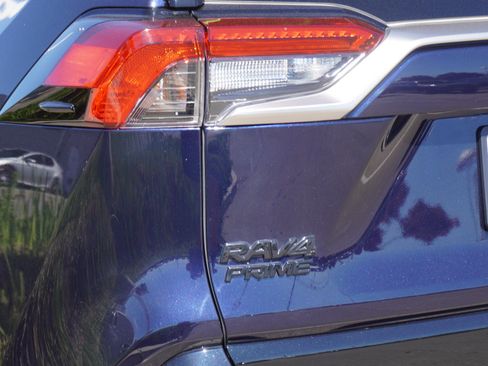 Used 2024 Toyota RAV4 XSE w/ Weather Package AWD/4WD image 10